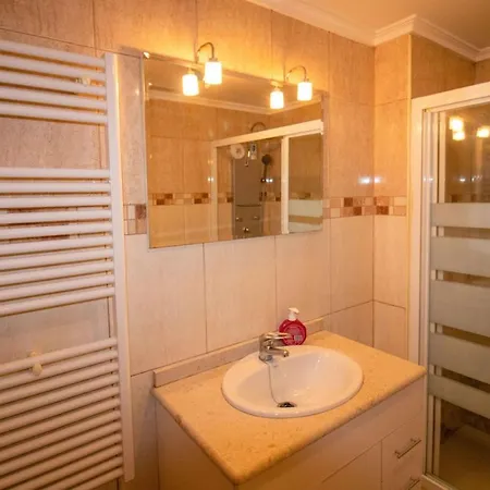 Bajo Con Terraza Y Piscina Playa Fuentes Apartment *